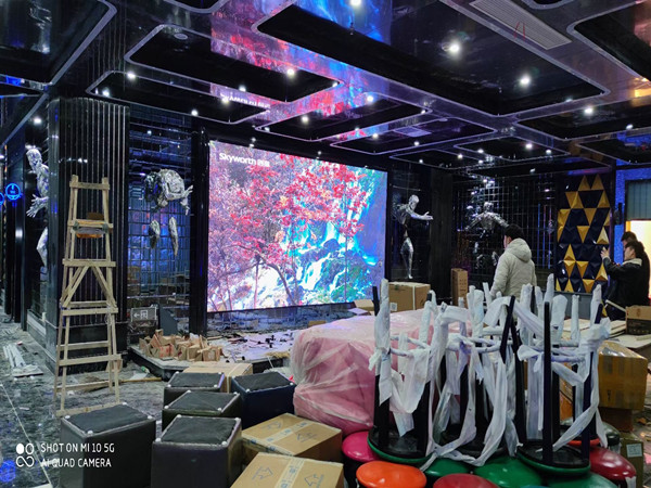 金东室内P2.5全彩显示屏