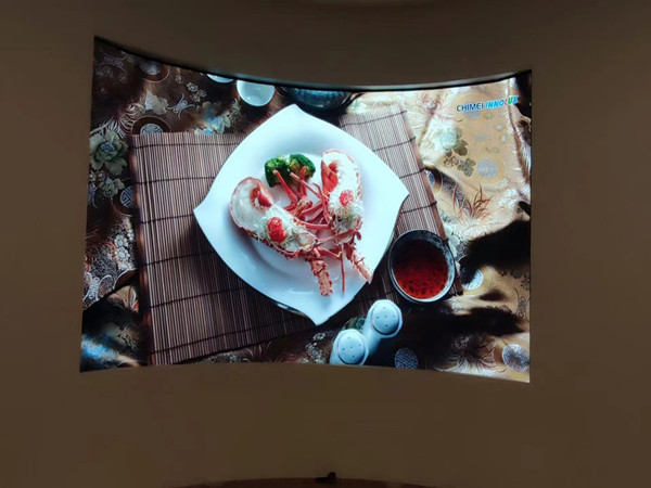 金东室内P2.5弧形LED屏